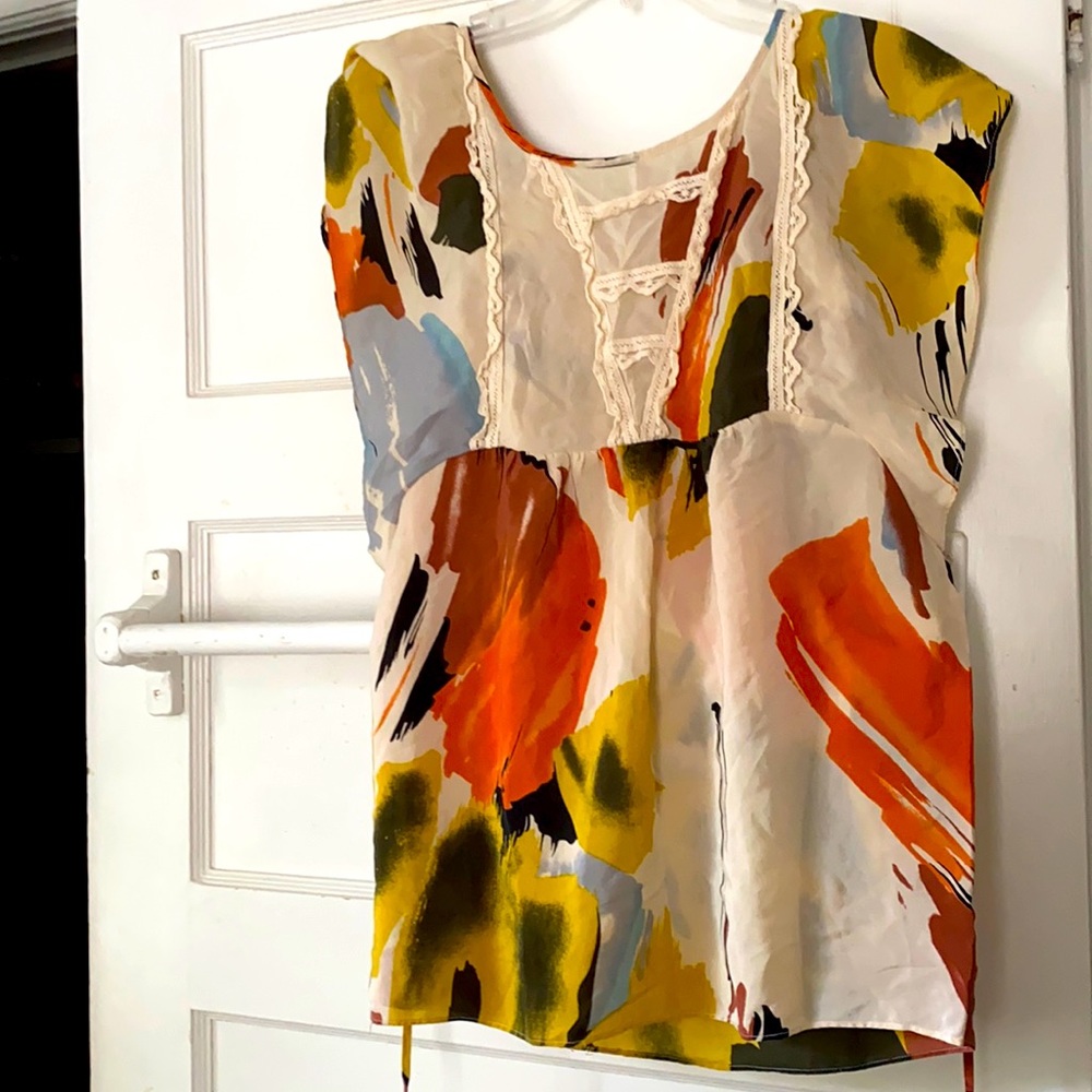 Abstract blouse